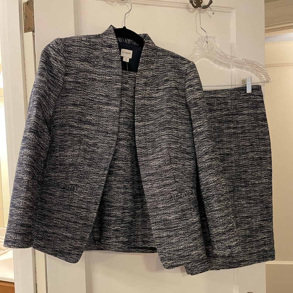 NWT J. Crew Factory navy tweed 3-pc skirt suit size 4